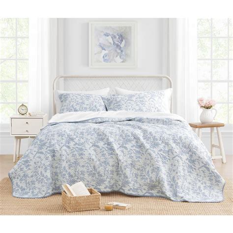 Laura Ashley Amberley 3 Piece Soft Blue Floral Cotton Full Queen Quilt Set 221082 The Home Depot