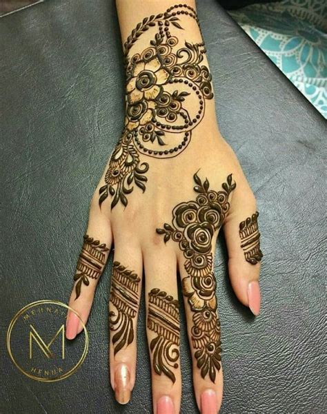 This Is Very Simple And Easy Mehndi Design For Left Palm Hand Jewelry