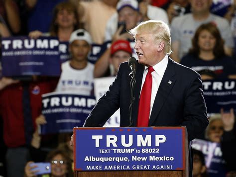 Trump Accuses New Mexicos Republican Governor Of Not Doing Her Job