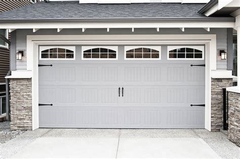 Depending on your material selection, the average costs for new garage doors can range from $300 to over $3,000. Garage Door Installation Cost - 2019 Prices - Inch Calculator