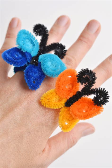 How To Make Pipe Cleaner Butterfly Rings