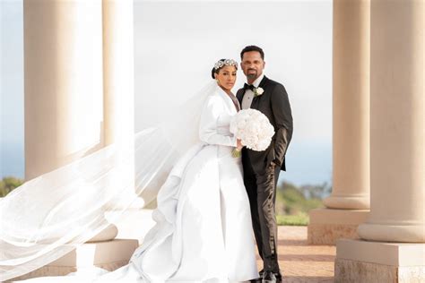 Bridal Bliss Exclusive Mike And Kyra Epps Share Stunning Photos From