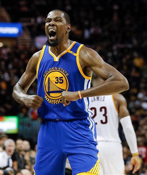 On This Date 2016 Kevin Durant Stuns Nba Officially Joins Warriors