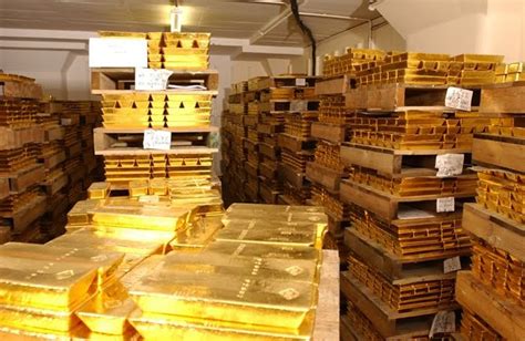 Gaddafi Sold 20 Of Libyas Gold Reserves Before Leaving Gold And Silver