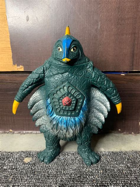 Ultraman Kaiju Bemstar Hobbies And Toys Collectibles And Memorabilia Fan