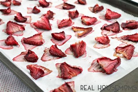 Oven Dried Strawberries ⋆ Real Housemoms