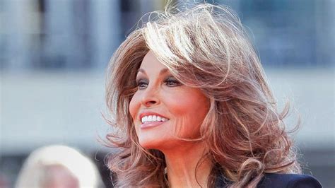 Raquel Welch A Life In Pictures Bbc News