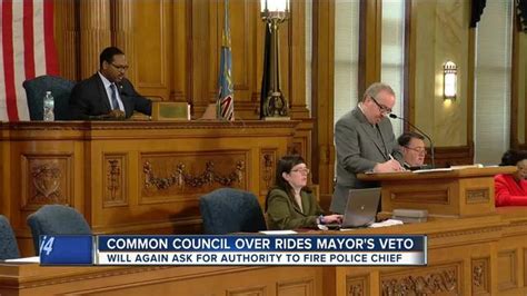 Milwaukee Common Council Overrides Mayors Veto Wants Authority To