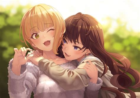 2girls Blondehair Blueeyes Blush Brownhair Catsmile Greeneyes Hug