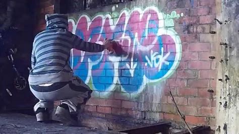 Graffiti Throw Up Youtube