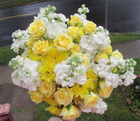 Yellow Cushion Mums Yellow Mini Roses And White Stock