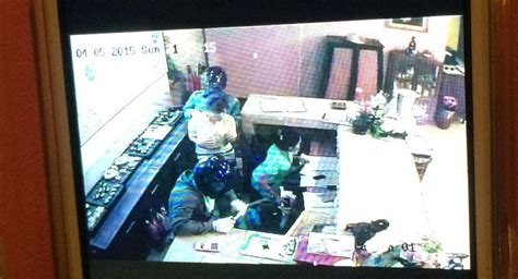 Breaking News Armed Robbery At Phuket Massage Parlour