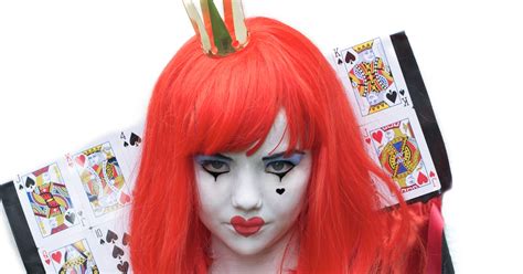 Cheap And Easy Queen Of Hearts Costume Diy Cuckoo4design