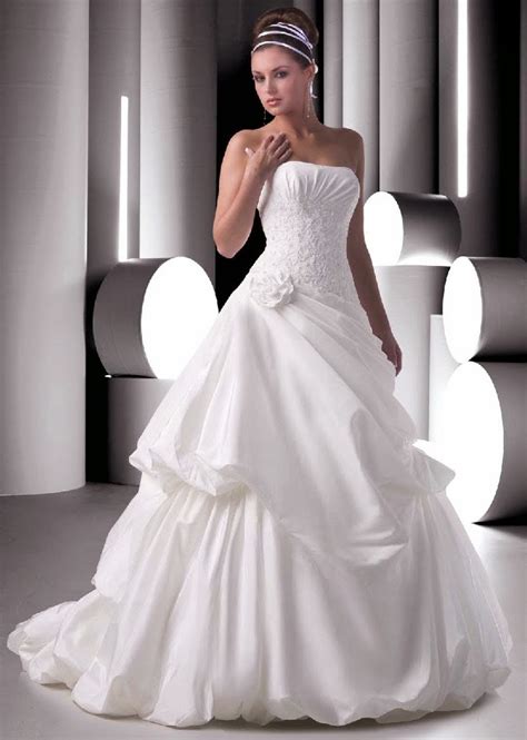 Its wedding shop, like the rest of the brand's offerings, is tailored towards brides between sizes 2 to 26. The Most Expensive Wedding Dresses 2014 Design