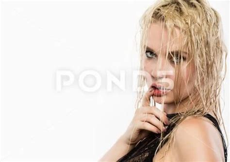 Photograph Glamor Beautiful Blonde Girl With Wet Hair And Skin Bright Makeup And Plump