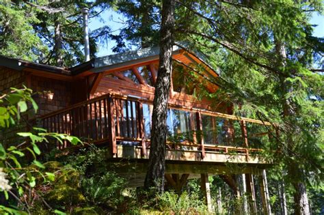 Updated Cabin On The Cove Quadra Island Waterfront Cabin