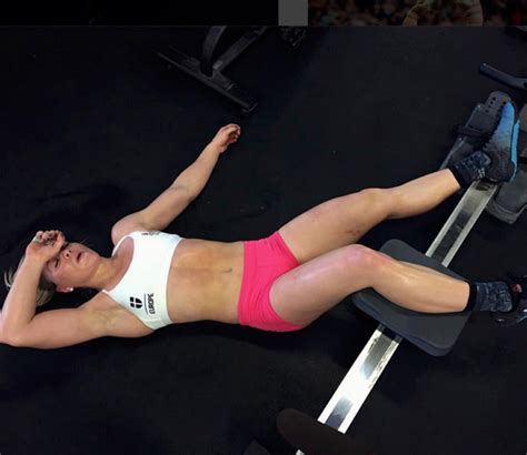 25 Photos That Prove Katrin Davidsdottir Is The Fittest Woman On Earth Muscle And Fitness