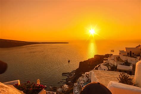 Unveiling The Sunset Magic Santorinis Dazzling Twilight Hours