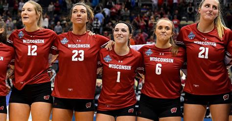 Wisconsin Badgers Volleyball Recruiting Kelly Sheffield Reels In Another International Prospect