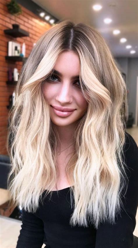 Blonde Hair With Dark Roots Ideas To Copy Right Now In In Dark Roots Blonde Hair