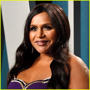 Mindy Kaling Reveals Son Spencers Middle Name After Commenter Says Her