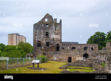 Kirkcaldy Scotland Hi Res Stock Photography And Images Alamy