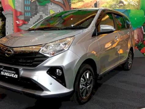 New Daihatsu Sigra Meluncur Kian Futuristik Dengan Wajah Baru