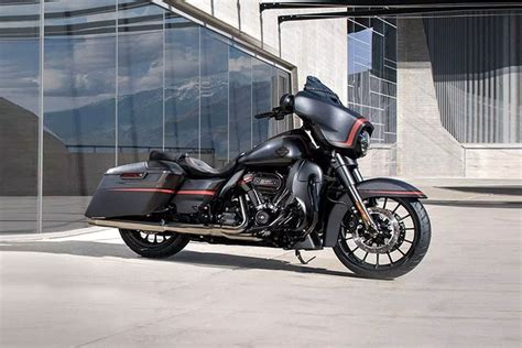 Harley Davidson Cvo Street Glide 2023 Malaysia Price Specs And May Promos