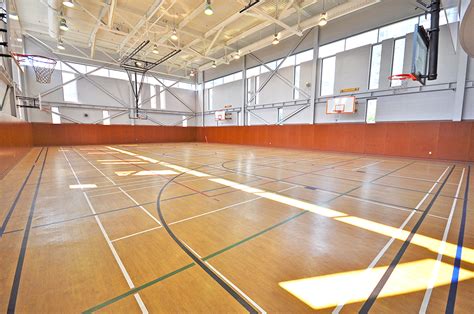 We're goin' to the car wash with this kids' outdoor water activity center! Virtual Tour of 3 Navy Wharf Court, Toronto, Ontario M5V ...