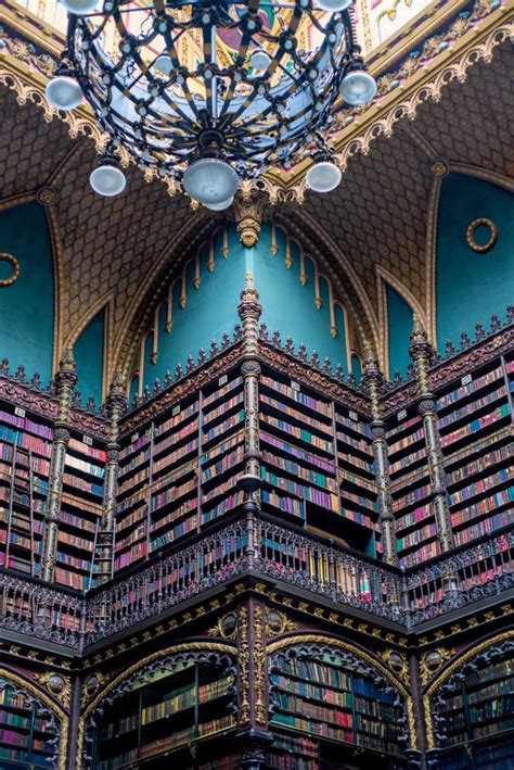 Las bibliotecas más bonitas del mundo a un clic y desde casa Hotel