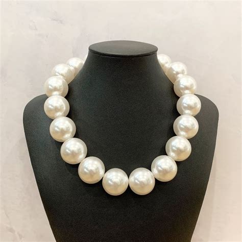 Chunky White Pearl Necklace Large Pearl Necklace Big White Pearl Necklace 25mm Round White