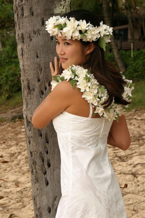 Photo Via Project Wedding Hawaiian Wedding Hawaiian Wedding Dress