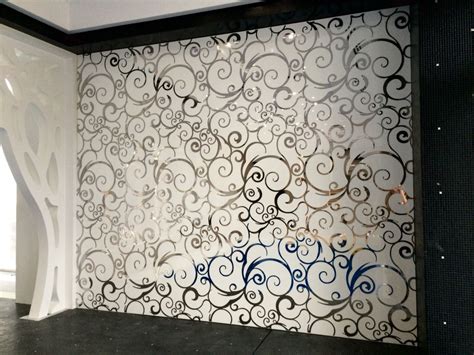 Bringing Elegance And Style To Your Home With Plexiglass Wall Panels