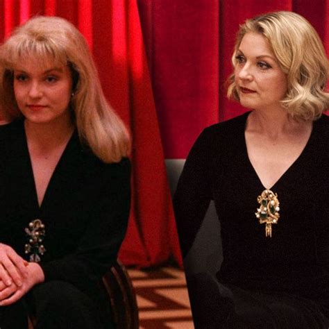 ‘twin Peaks Returning Stars Then And Now