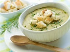 Zuppa di cavolfiore e patate: ricetta dietetica ma gustosa