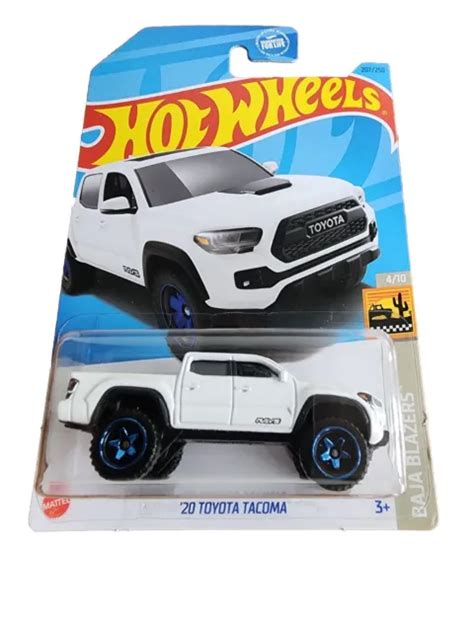 Hot Wheels 20 Toyota Tacoma White 2023 Mainline 207 Baja Blazers 4