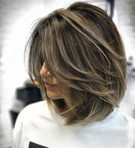 25 Shoulder Length Haircuts With Layers For Women