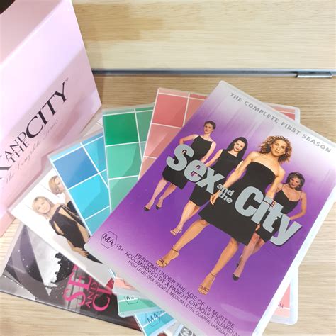 sex and the city the complete series 6 seasons 18 disc box set pre owned