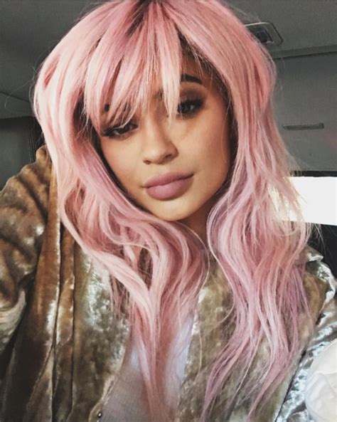 Kylie Jenner With Pink Hair The Hollywood Gossip