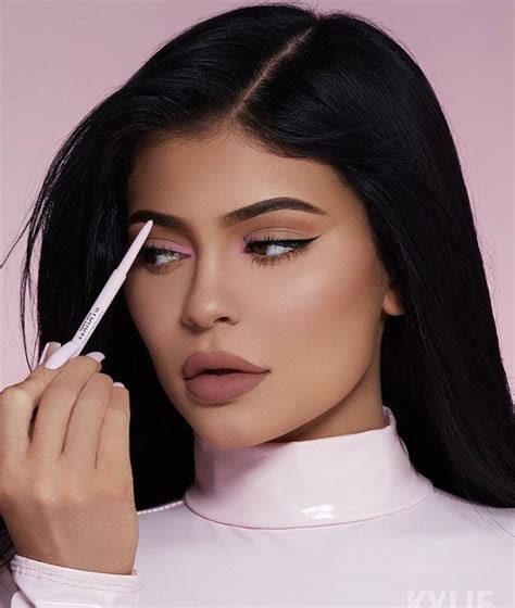 Pin By Maria On Kylie♥️ Kylie Jenner Makeup Look Kylie Jenner Makeup