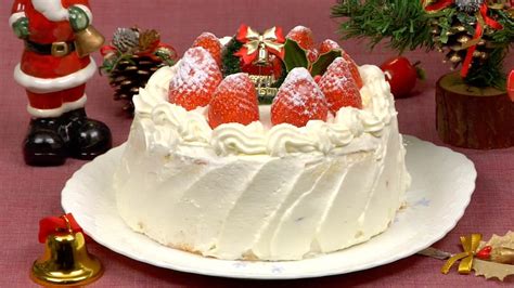 Strawberry shortcake cake is very popular for celebrating birthdays & christmas in japan. Christmas Cake Recipe (Strawberry Sponge Cake) | Cooking ...