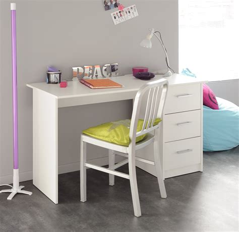 Besides good quality brands, you'll also find plenty of discounts when you shop for kid study table during big sales. Top Reasons for Purchasing Study Table for Kids - AbcrNews