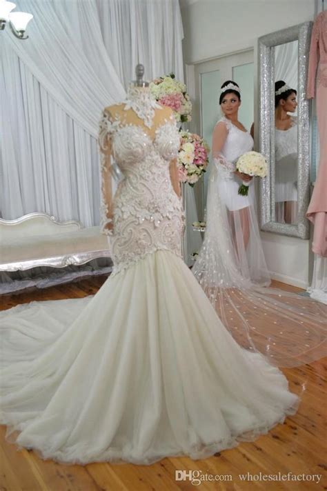 Azzaria Haute Sheer Long Sleeves Wedding Dresses 2018 Illusion Nigeria High Neck Appliqued