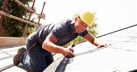 7 Important Commercial Roof Maintenance Tips