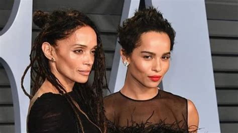 Zoe Kravitz Recreates Mom Lisa Bonets Iconic Nude Cover 30 Years Later See Side By Side Pics