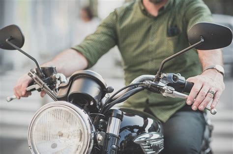 Expert Tips To Maintain Your Motorcycle In Summer