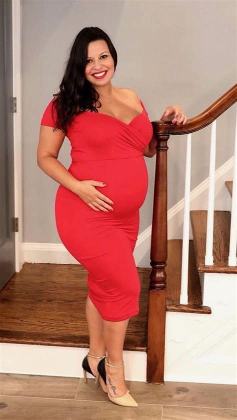 Bright Red Sweetheart Maternity Dress Yes Please This Dress Is A Great Sexy Mama Basic And A