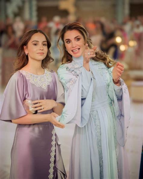 Jordaanse Royals Schitteren Op Rajwas Henna Party Modekoningin Máxima