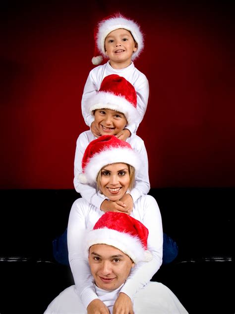 Huge sale on family christmas cards now on. Funny Family Christmas Pictures | Wallpapers9