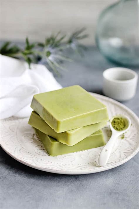 These Diy Matcha Lotion Bars Are A Multitasking Miracle